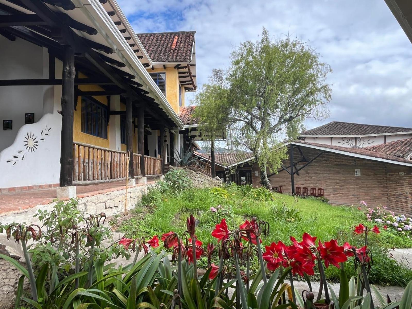 Hotel Achik Wasi Saraguro Bagian luar foto